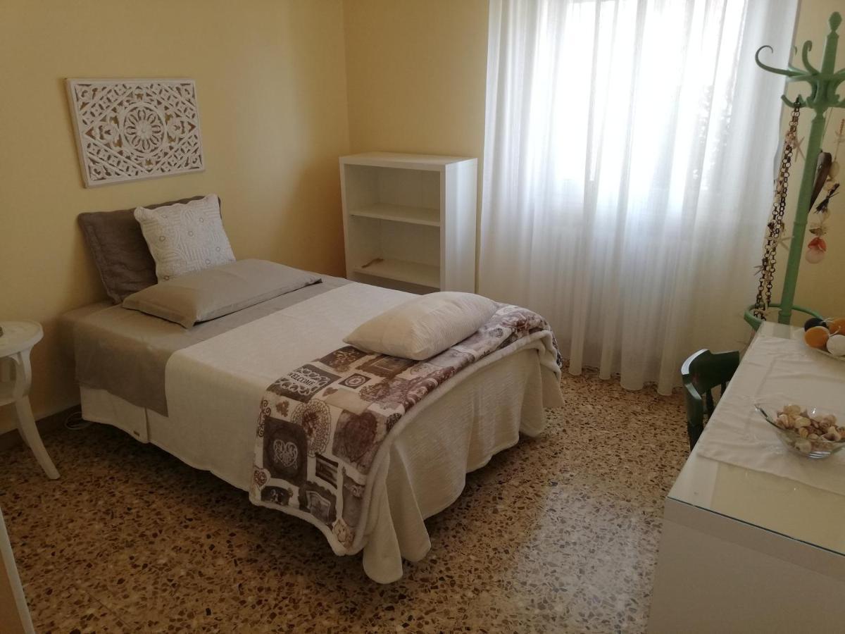 La Coquille Appartamento Vicino All'Ospedale Negrar Bagian luar foto